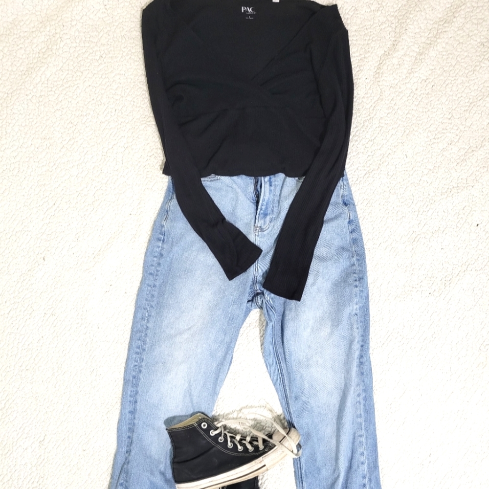 pacsun black surplice v neck long sleeve top